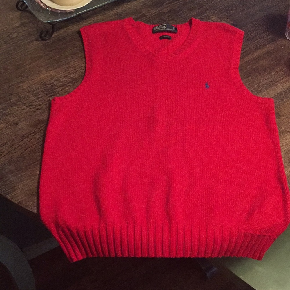 Cardinal red sweater vest, great shape !